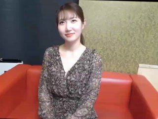约到一个高质量粉嫩嫩小美女，精致玲珑白皙软软肉体 轻易就让人鸡巴硬邦邦冲动，奶子极品爱抚交啪啪猛插